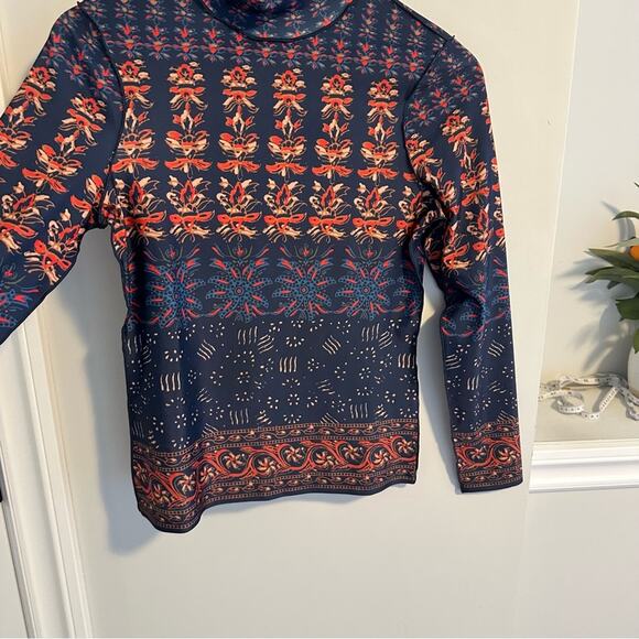 Hunter Bell Blue Orange Red Printed Turtleneck Long Sleeve Top Small - Picture 6 of 13